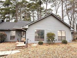 featured image of 2105 Wexford Oaks Ct
