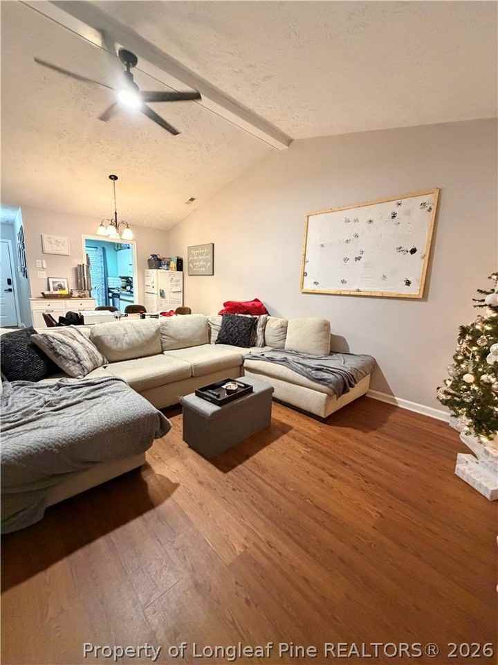 2105 Wexford Oaks Ct - Photo 6 of 24