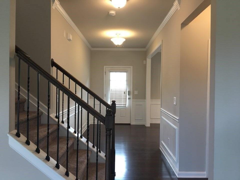 2168 Lakeview Bend Way - Photo 3 of 13