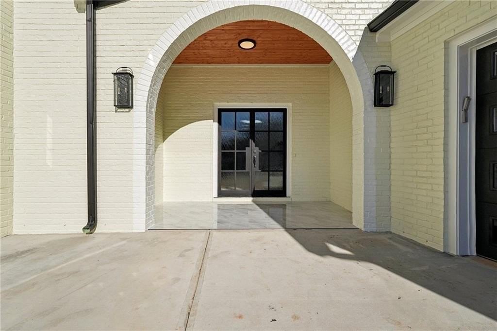 120 Thome Dr - Photo 4 of 50