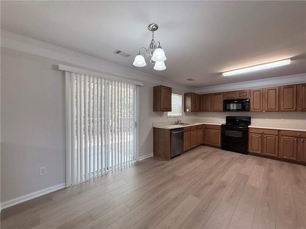 3080 Centerglen Ln - Photo 4 of 24