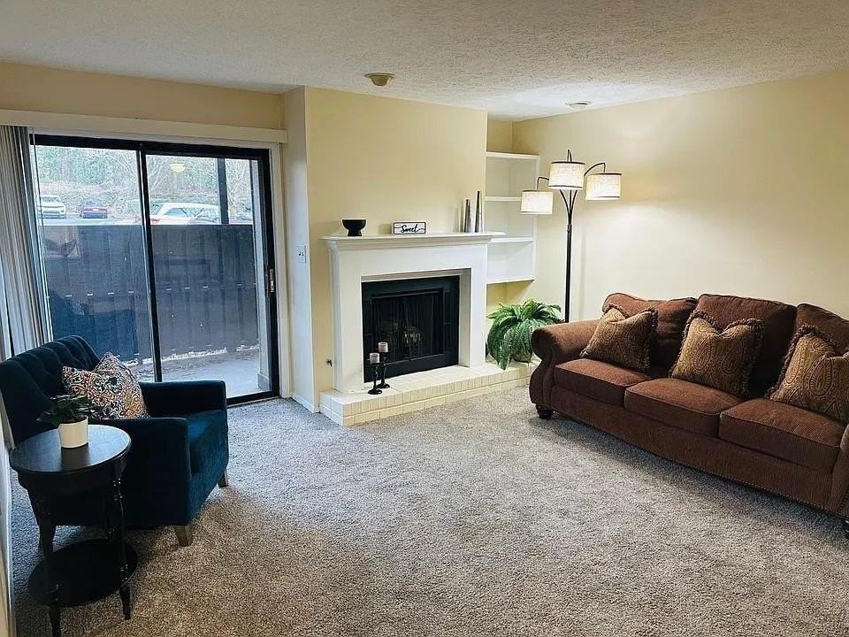 3932 Cedar Cir - Photo 3 of 13