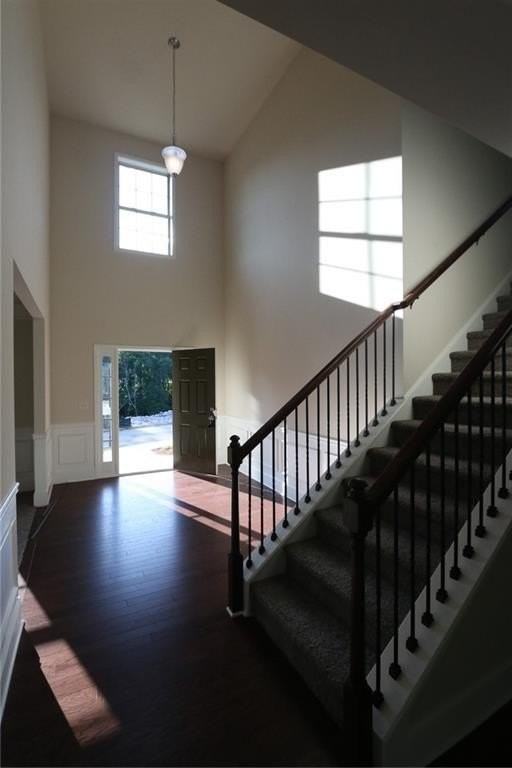 1610 Apple Blossom Dr - Photo 3 of 18