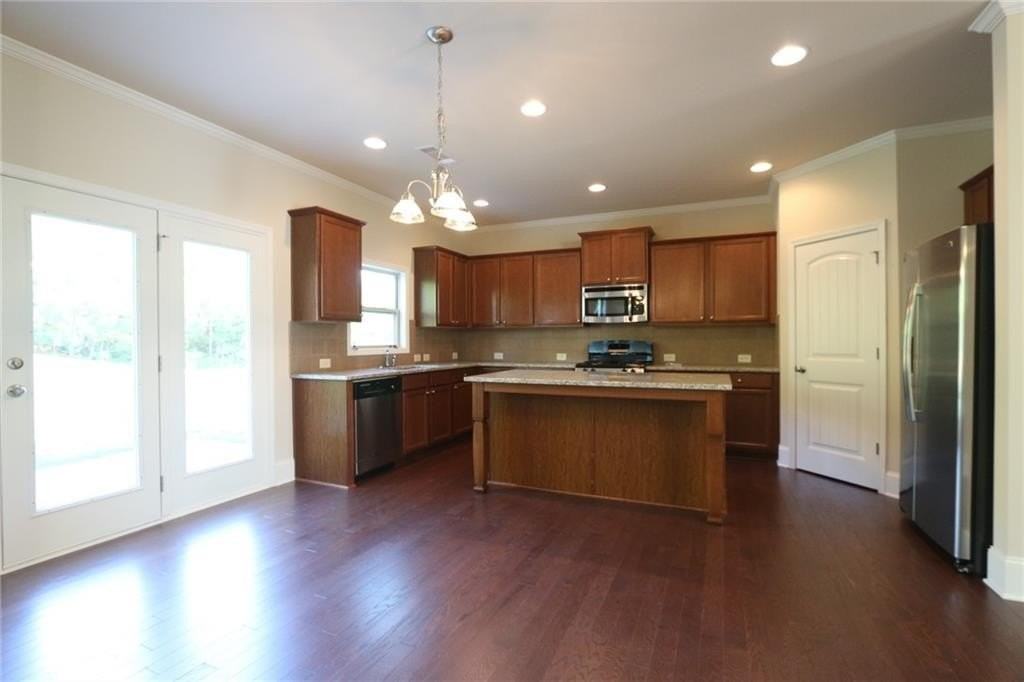 1610 Apple Blossom Dr - Photo 5 of 18