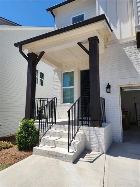 1241 Westshore Dr - Photo 2 of 18