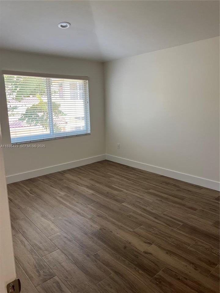 1135 Pin Oak Street #0 - Photo 4 of 17