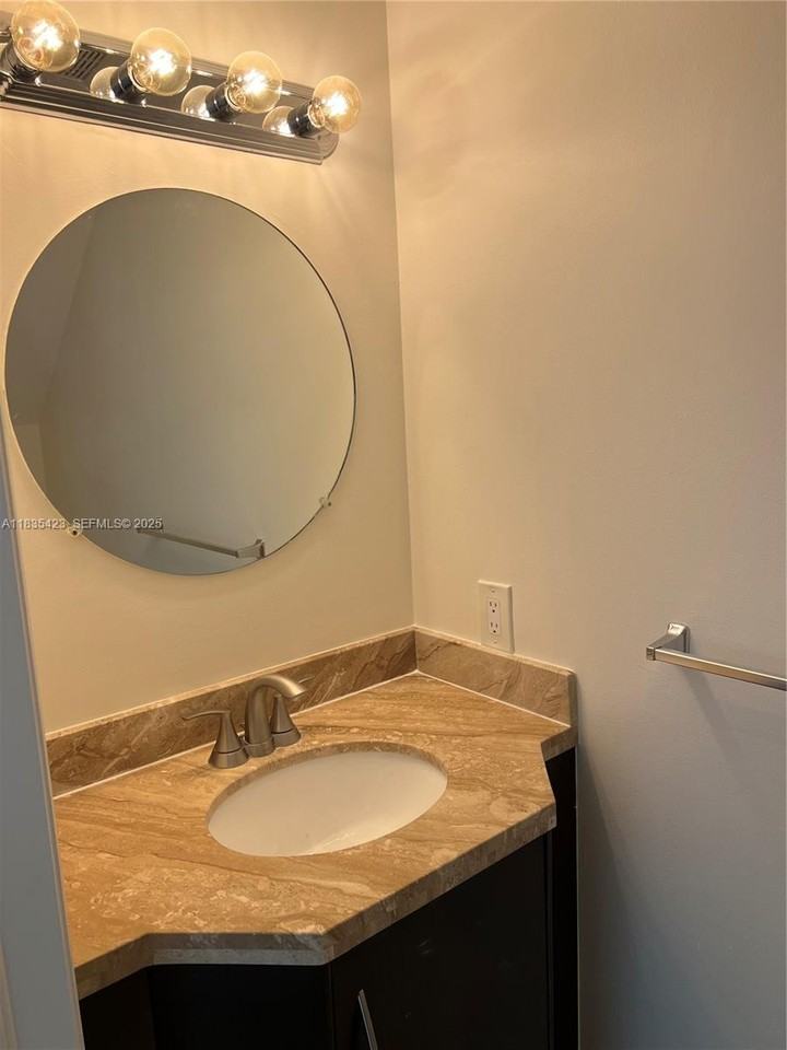 1135 Pin Oak Street #0 - Photo 5 of 17