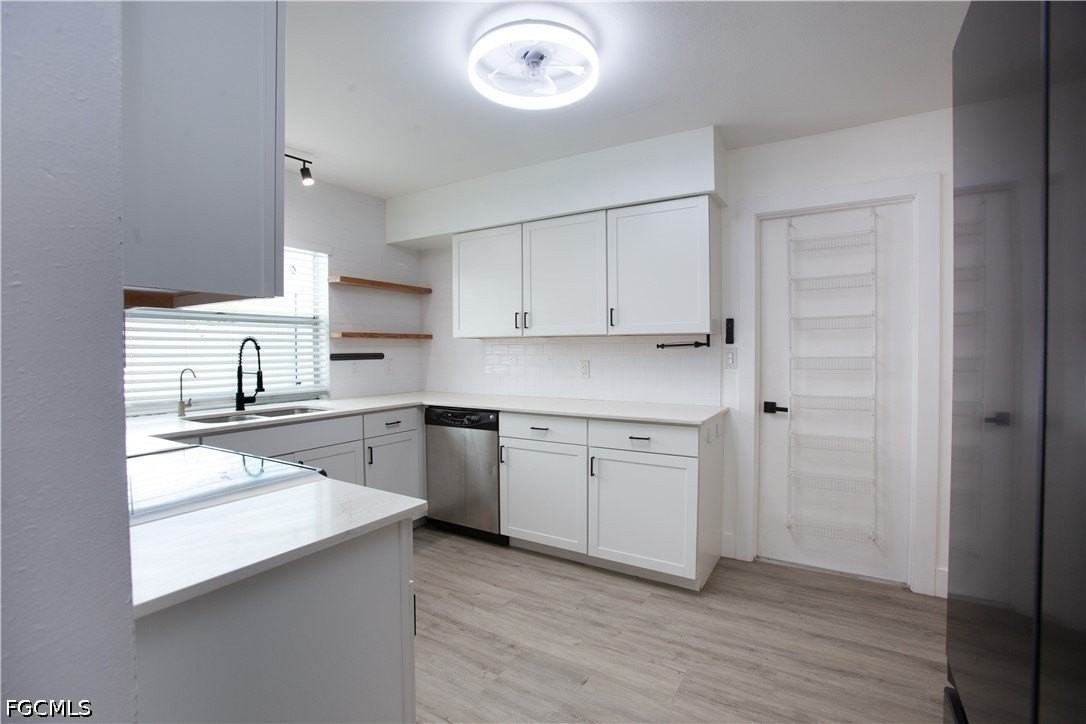 18165 Baruch Dr - Photo 4 of 28