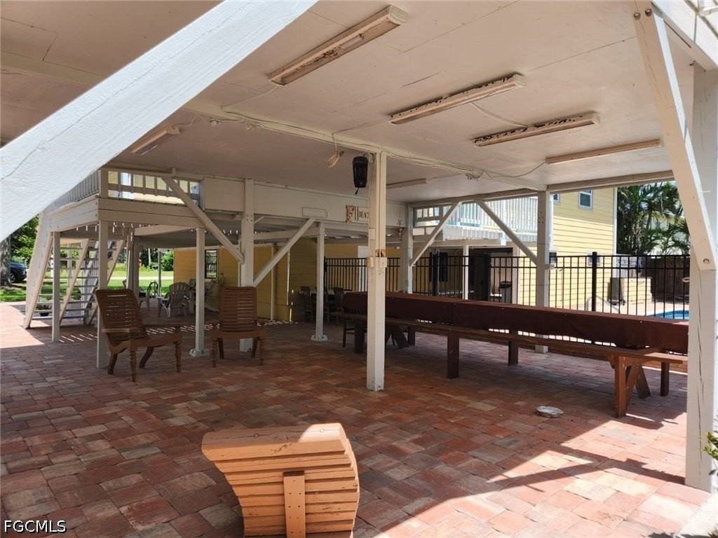 15410 Allen Way - Photo 6 of 39