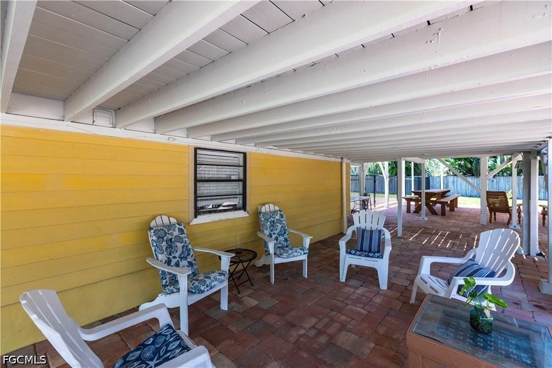 15410 Allen Way - Photo 7 of 39