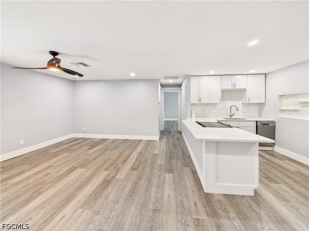 567 13th St N - Photo 2 of 23