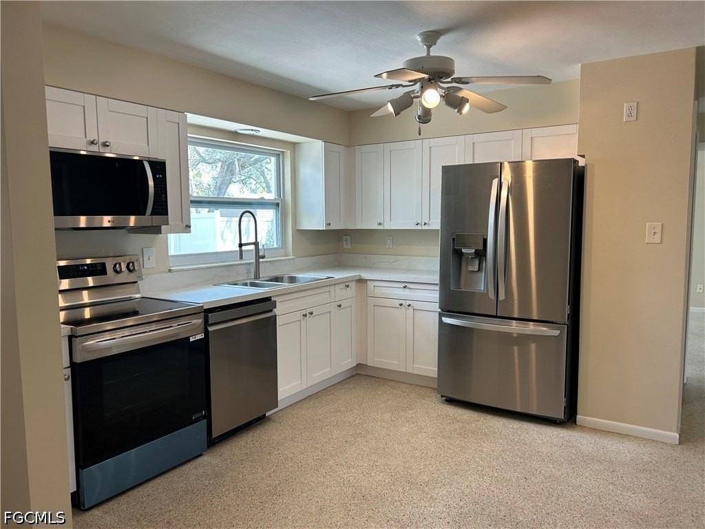 4320 Pine Lake Rd - Photo 5 of 30