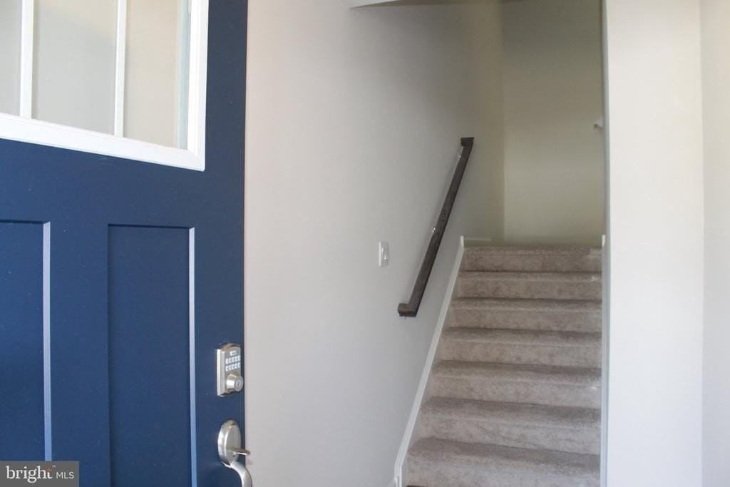 404 Monte Farm Rd - Photo 5 of 23