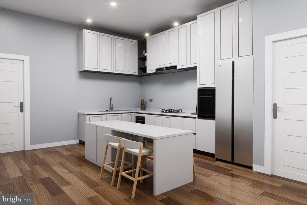 3401 Hamilton St #6 - Photo 6 of 33