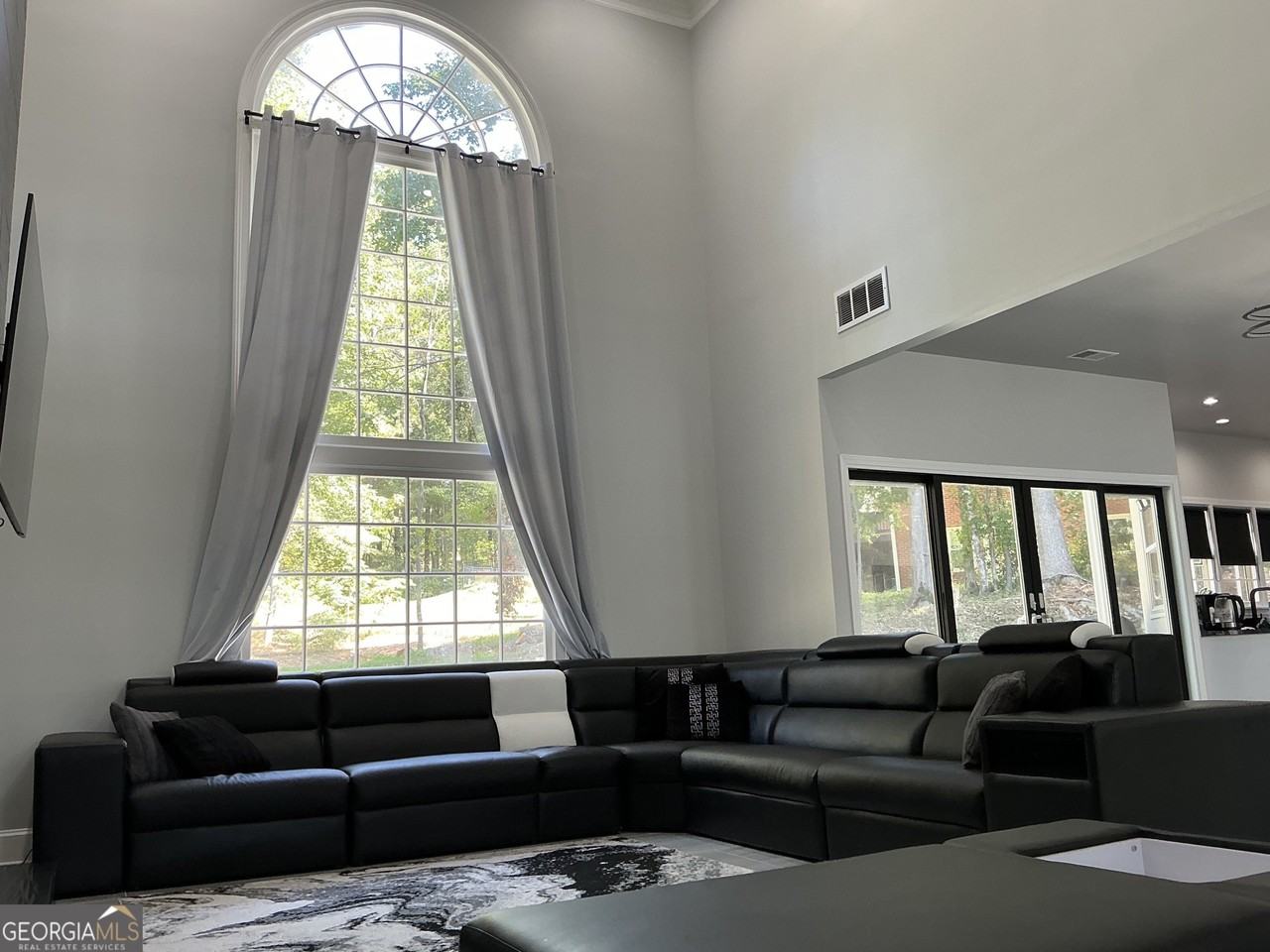 4299 Oakvale Ln Nw - Photo 3 of 24