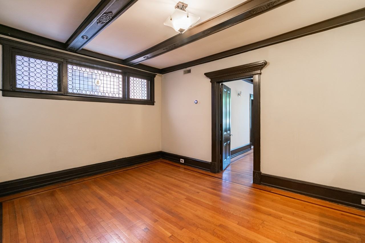 333 S 18th St Apt 2r #2R - Photo 4 of 10