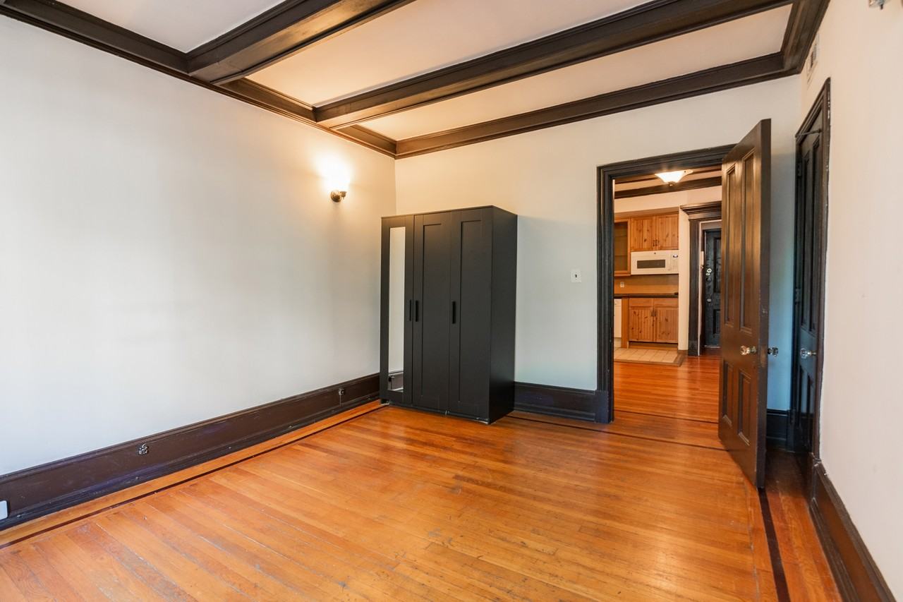 333 S 18th St Apt 2r #2R - Photo 6 of 10