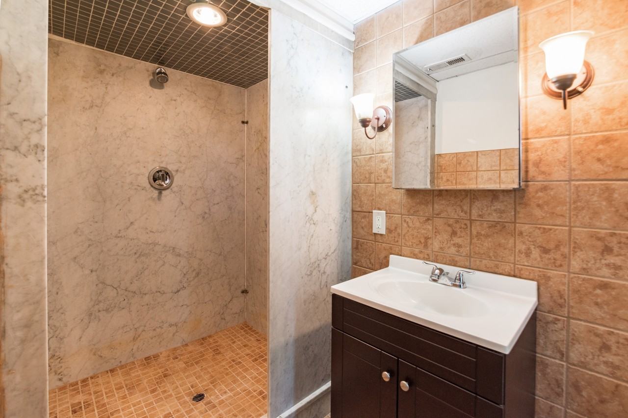 333 S 18th St Apt 2r #2R - Photo 7 of 10