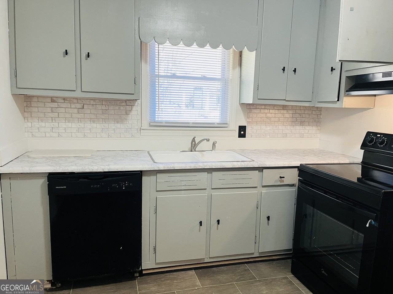 50 Lone Oak St - Photo 7 of 21