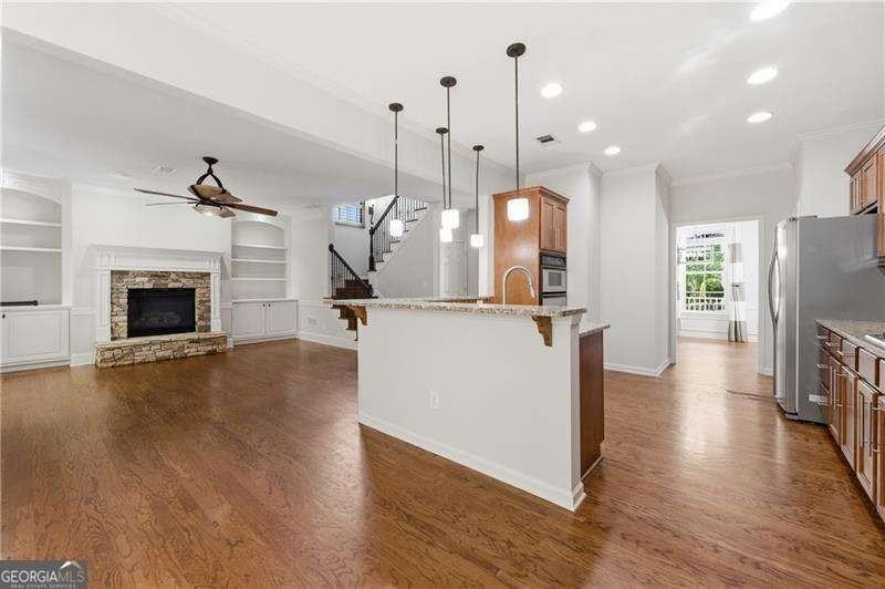 6421 Crown Forest Ct - Photo 7 of 42