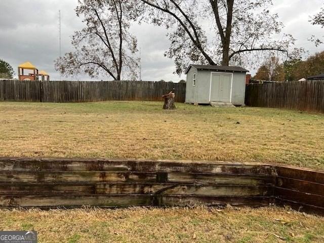 5115 Towne Park Dr - Photo 3 of 4