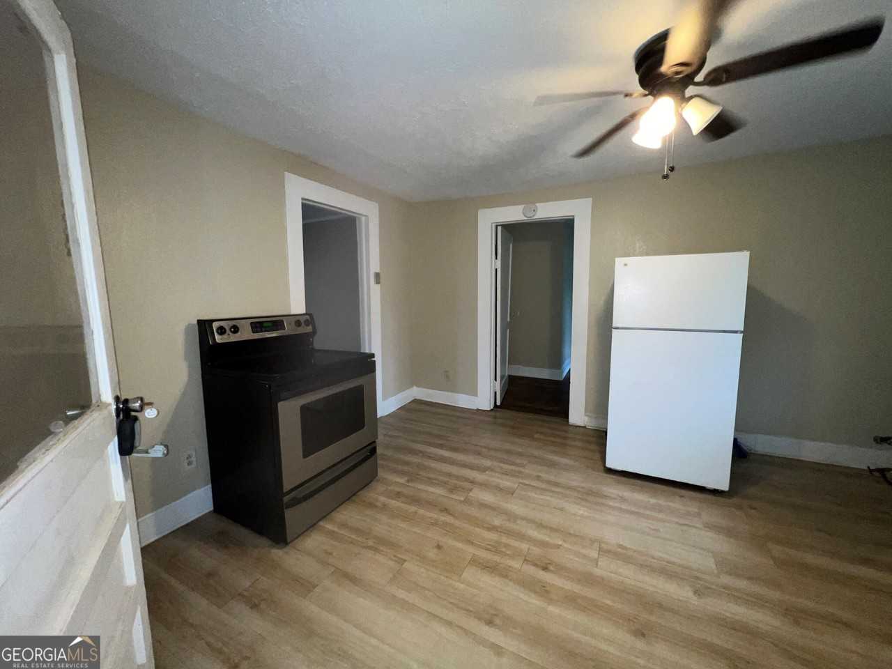 Boulevard - Photo 6 of 8