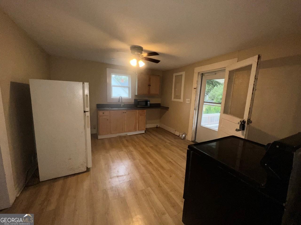 Boulevard - Photo 7 of 8