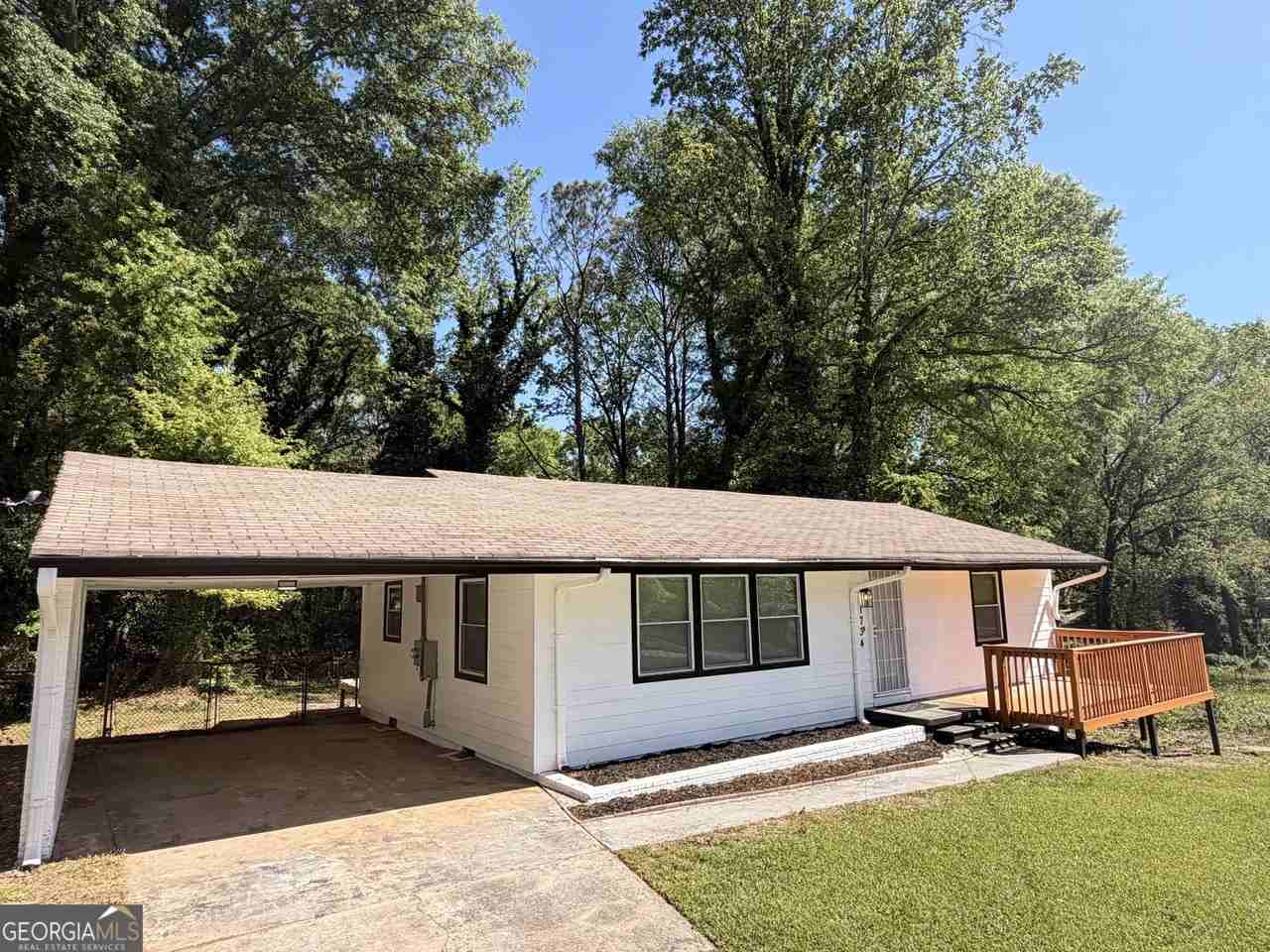 1734 Cahoon St Sw - Photo 3 of 29