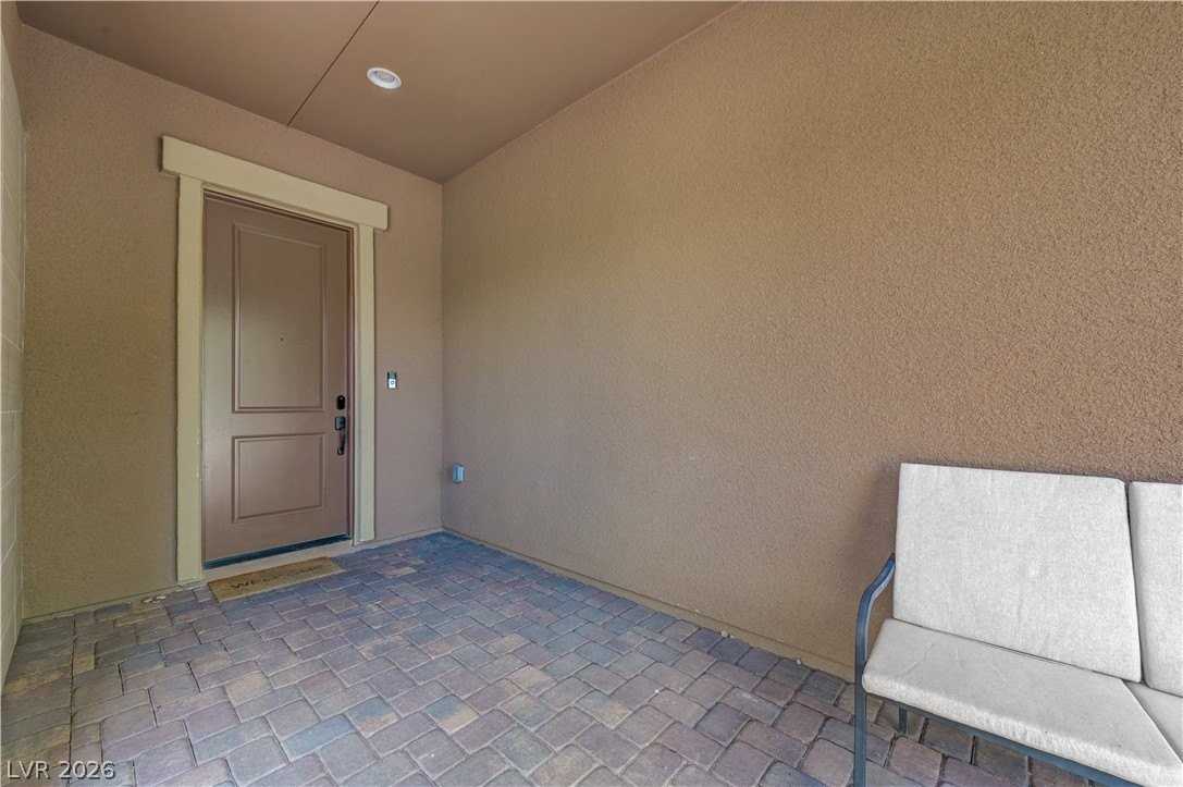 6020 Langreo Ln - Photo 6 of 50