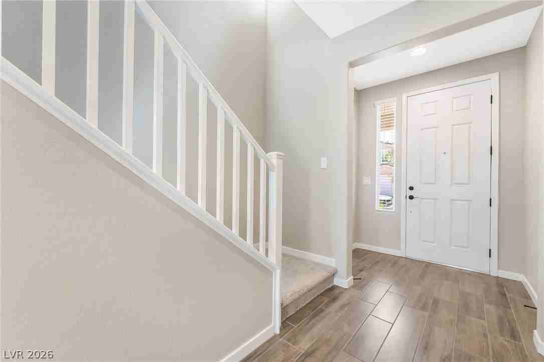 9850 Angel Valley Dr - Photo 5 of 35