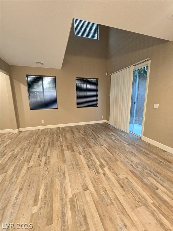 9313 Night Mesa St - Photo 5 of 50