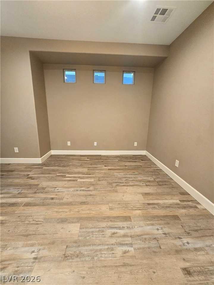 9313 Night Mesa St - Photo 7 of 50