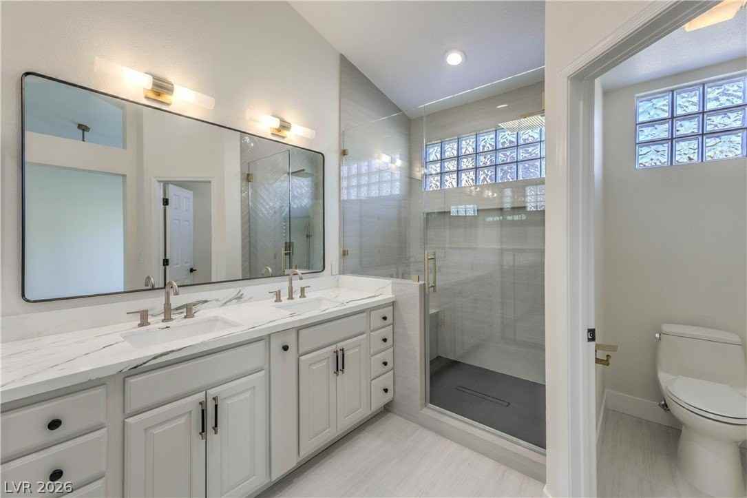 1500 Country Hollow Dr - Photo 2 of 46