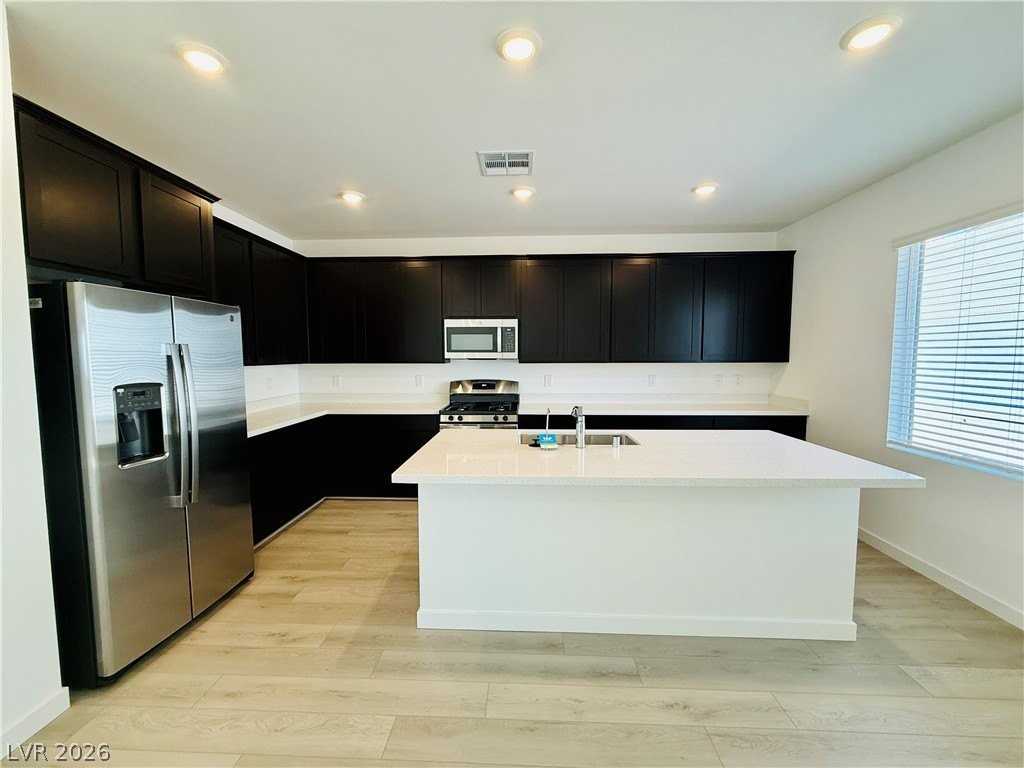 8388 Caldera Hills Ave - Photo 5 of 50