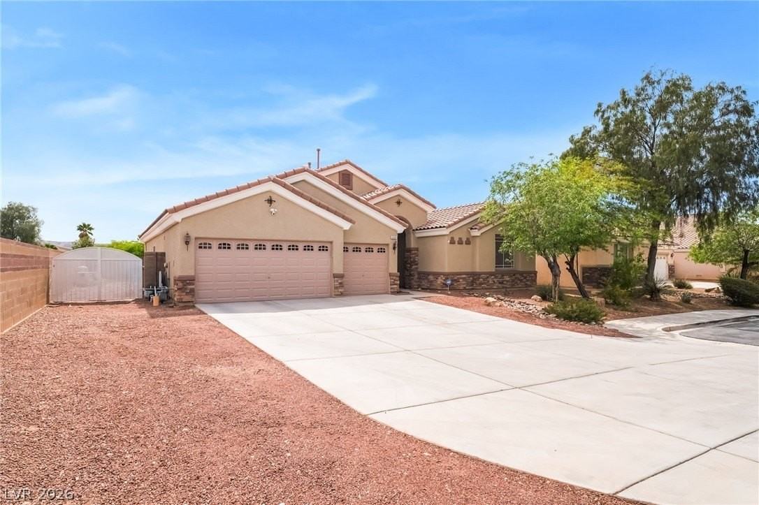 5581 Exotic Rosette Ave - Photo 2 of 48