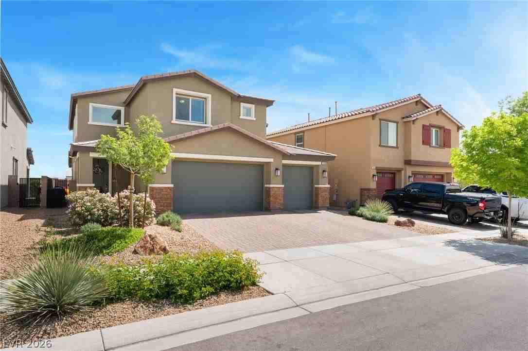 7438 Ardenno St - Photo 3 of 45