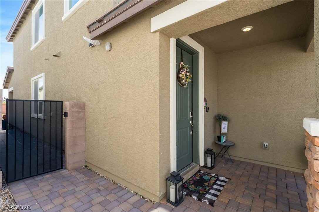 7438 Ardenno St - Photo 4 of 45