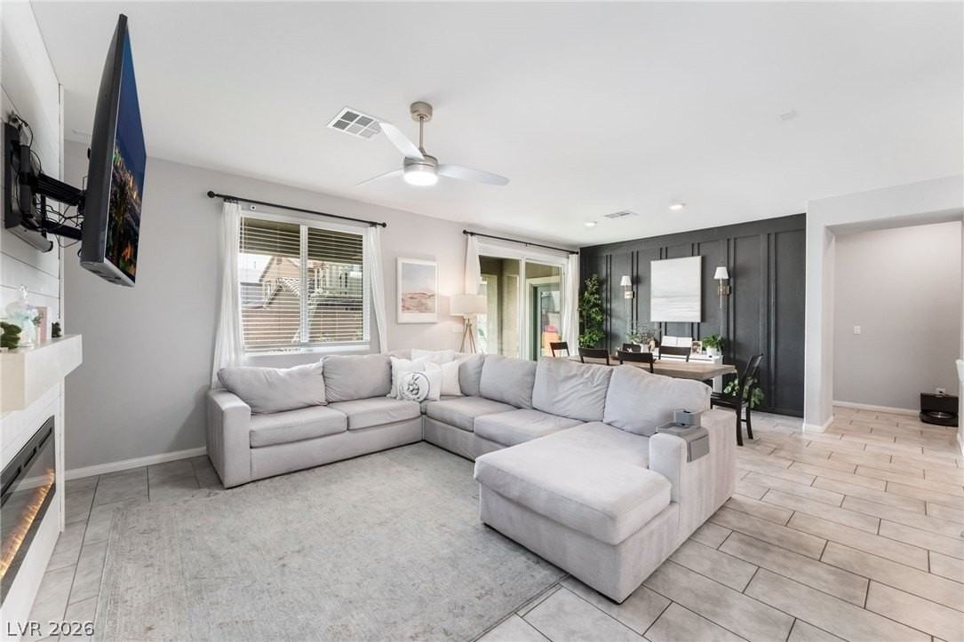 7438 Ardenno St - Photo 6 of 45