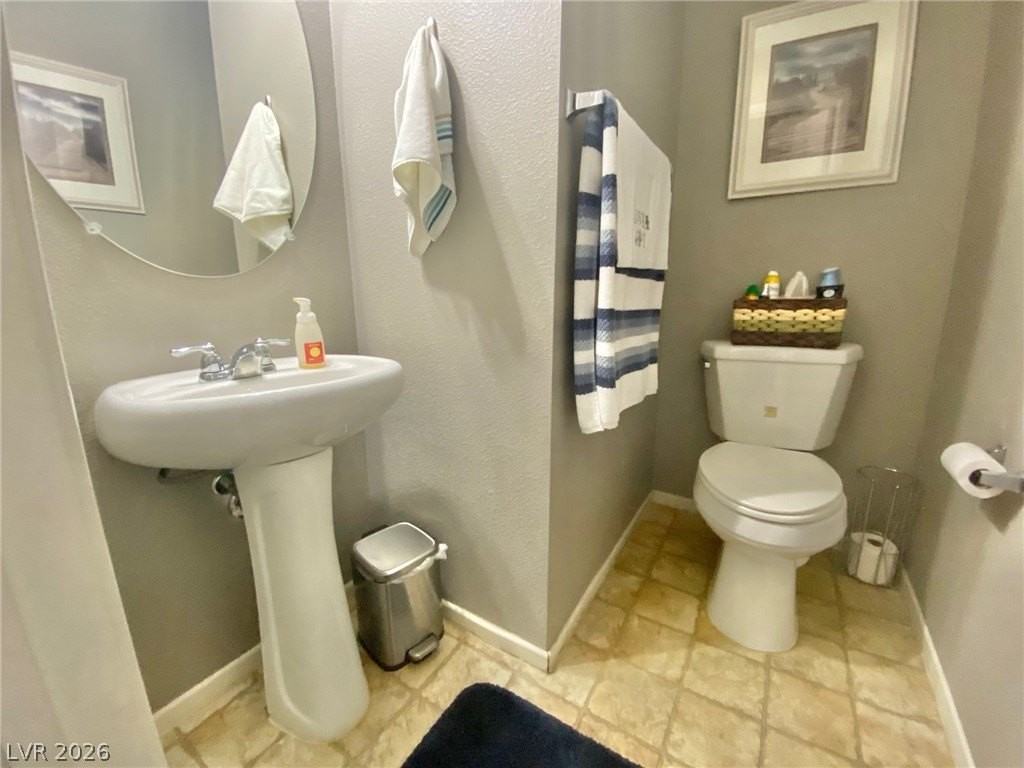 3197 Jevonda Ave - Photo 4 of 22