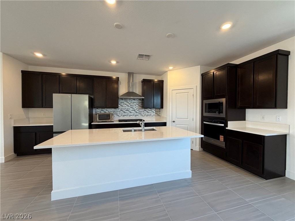 7346 S Pioneer Way - Photo 3 of 30