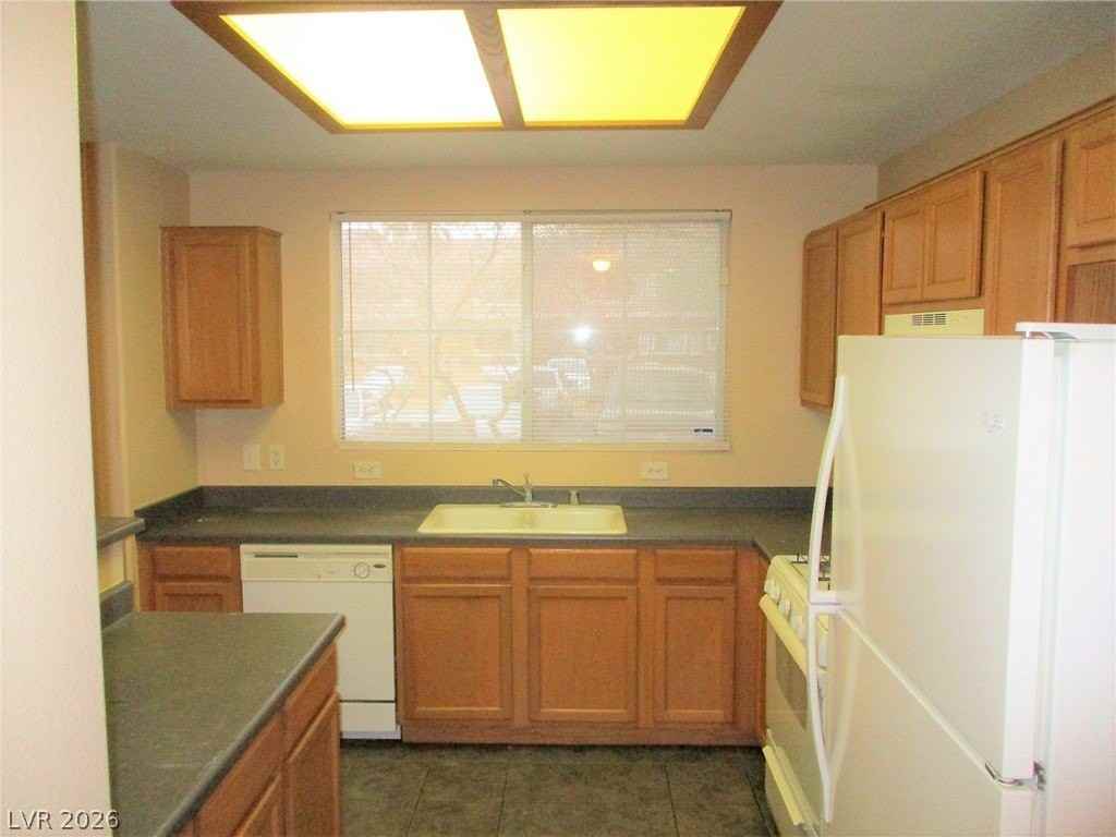 833 Aspen Peak Loop #2215 - Photo 4 of 20