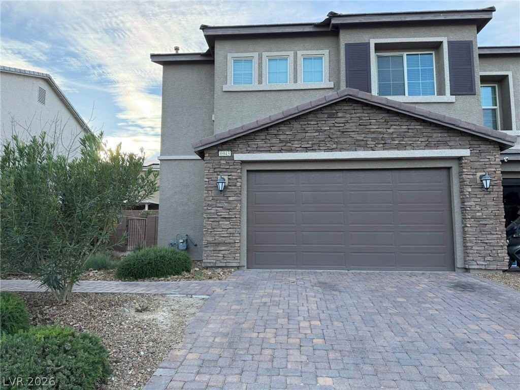 6943 Denio Island St - Photo 2 of 32