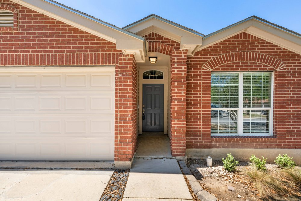 659 Coral Hbr #1 - Photo 3 of 34