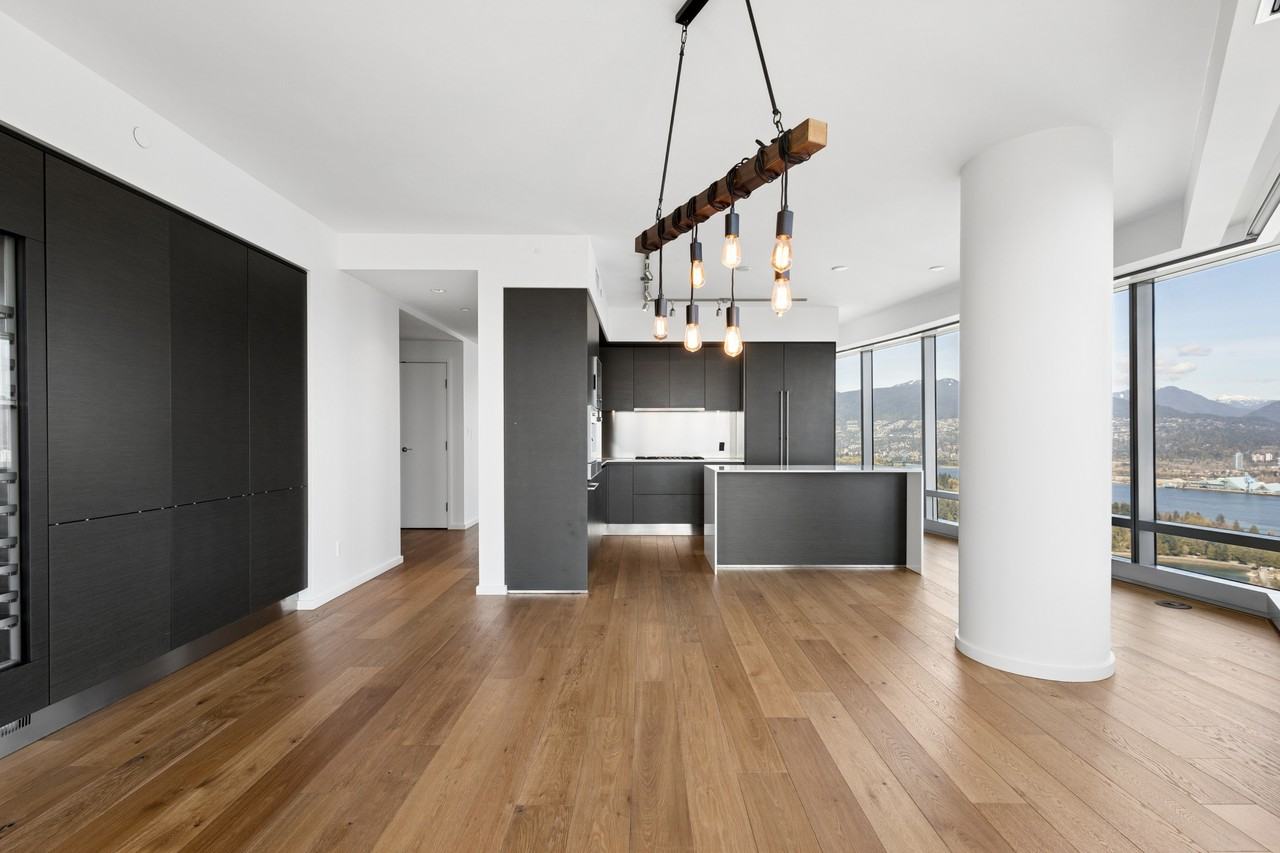 1151 Trump Vancouver Res #6105 - Photo 4 of 10