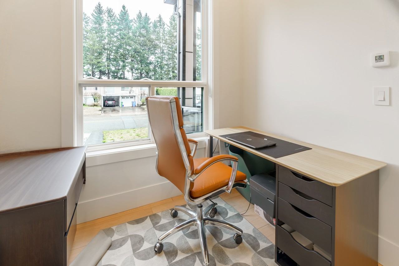 2485 Guilford Dr Uppr - Photo 6 of 50