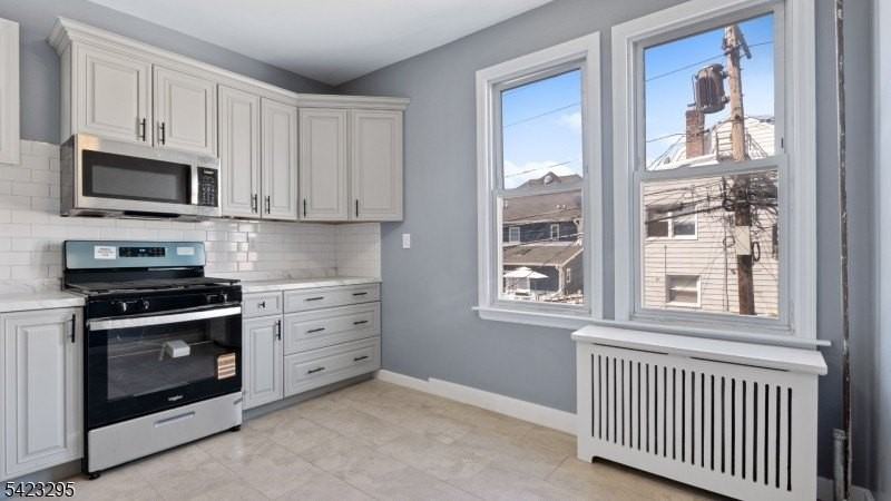 19 Newfield St - Photo 3 of 11