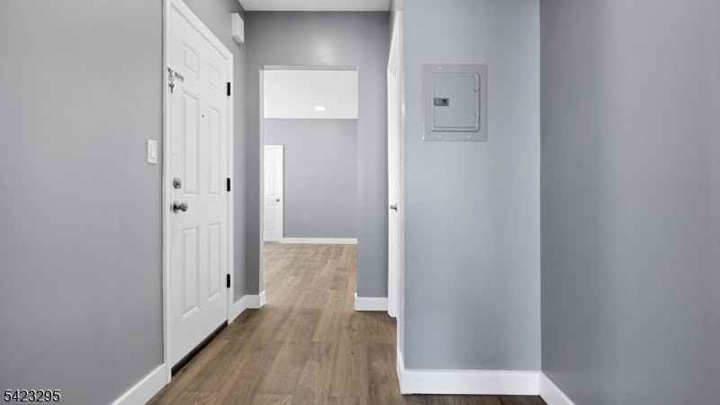 19 Newfield St - Photo 7 of 11