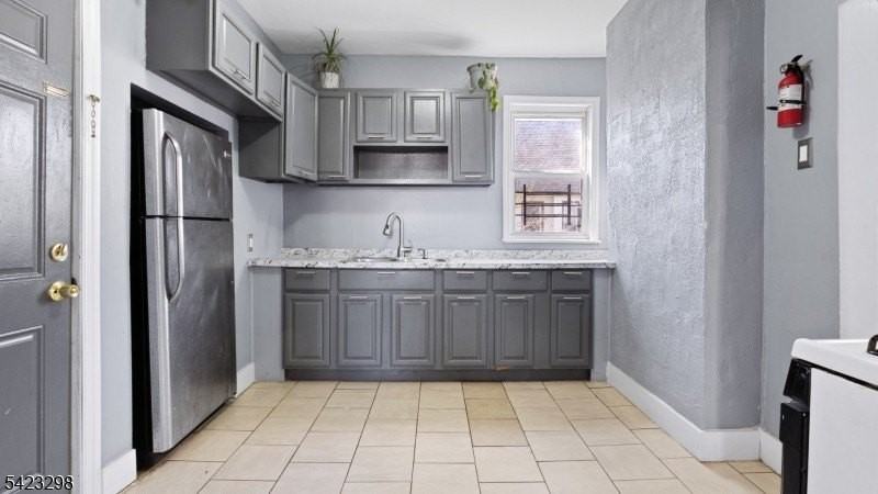 126 N 14th St - Photo 3 of 7