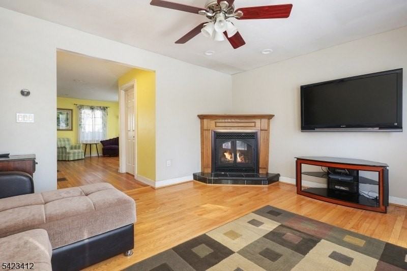 1617 Westover Rd - Photo 7 of 22