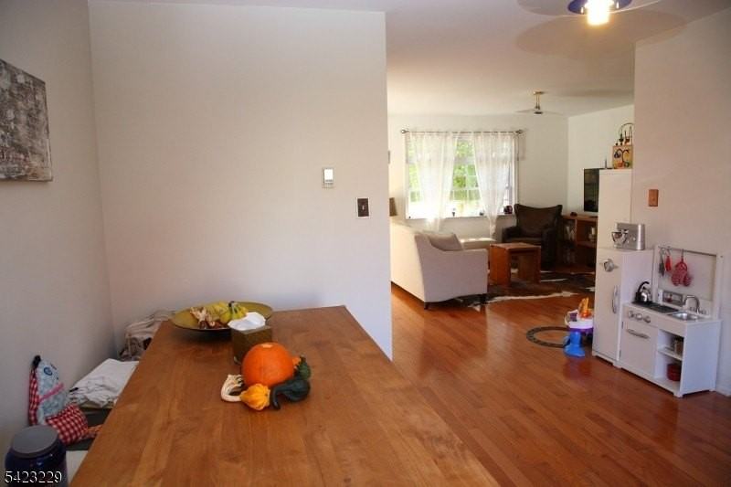 17 Castle Dr - Photo 5 of 14